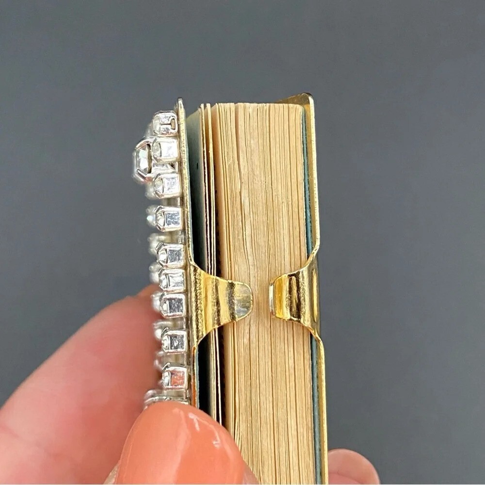 Mini Bible Accessory - Picture 9 of 16
